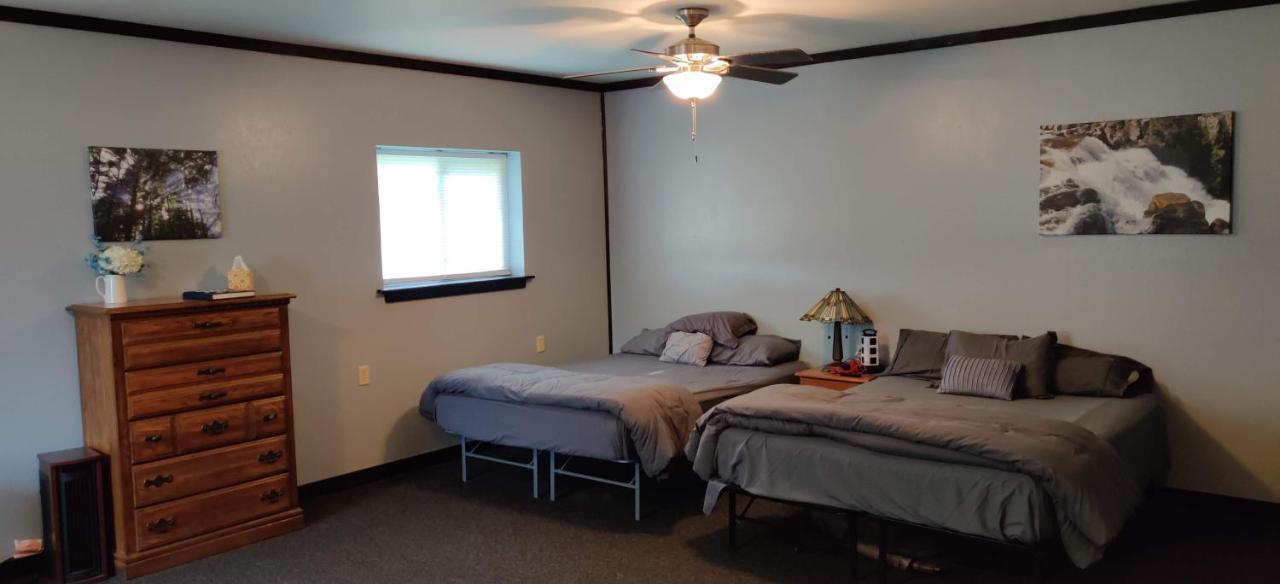 Becker'S Private Studio 2 Queen Beds, 1 Futon With A Great Back Yard! Auburn Eksteriør bilde