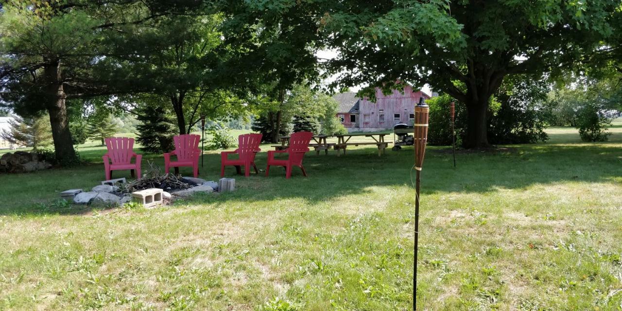 Becker'S Private Studio 2 Queen Beds, 1 Futon With A Great Back Yard! Auburn Eksteriør bilde